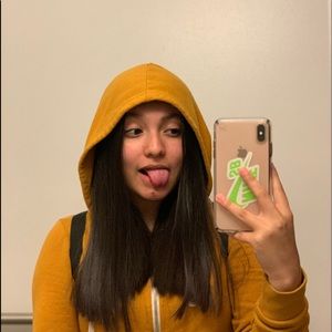 Meet your Posher, Diana